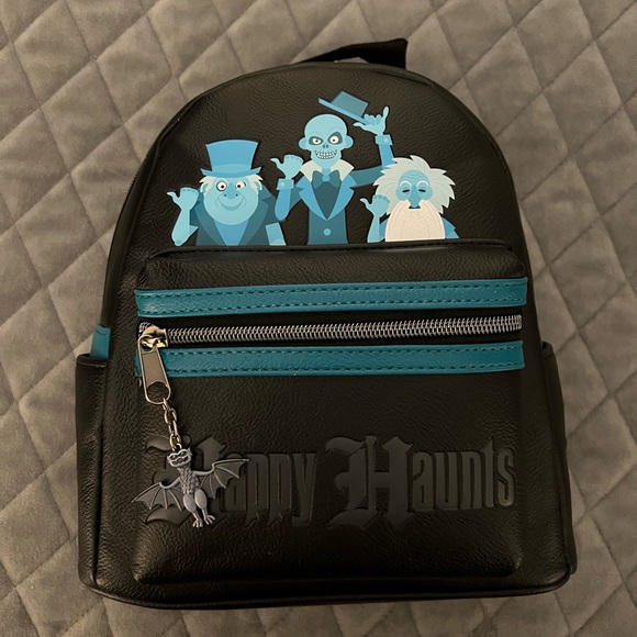 Hot Topic Loungefly Hitchhiking Ghost Backpack - Picture 1 of 5